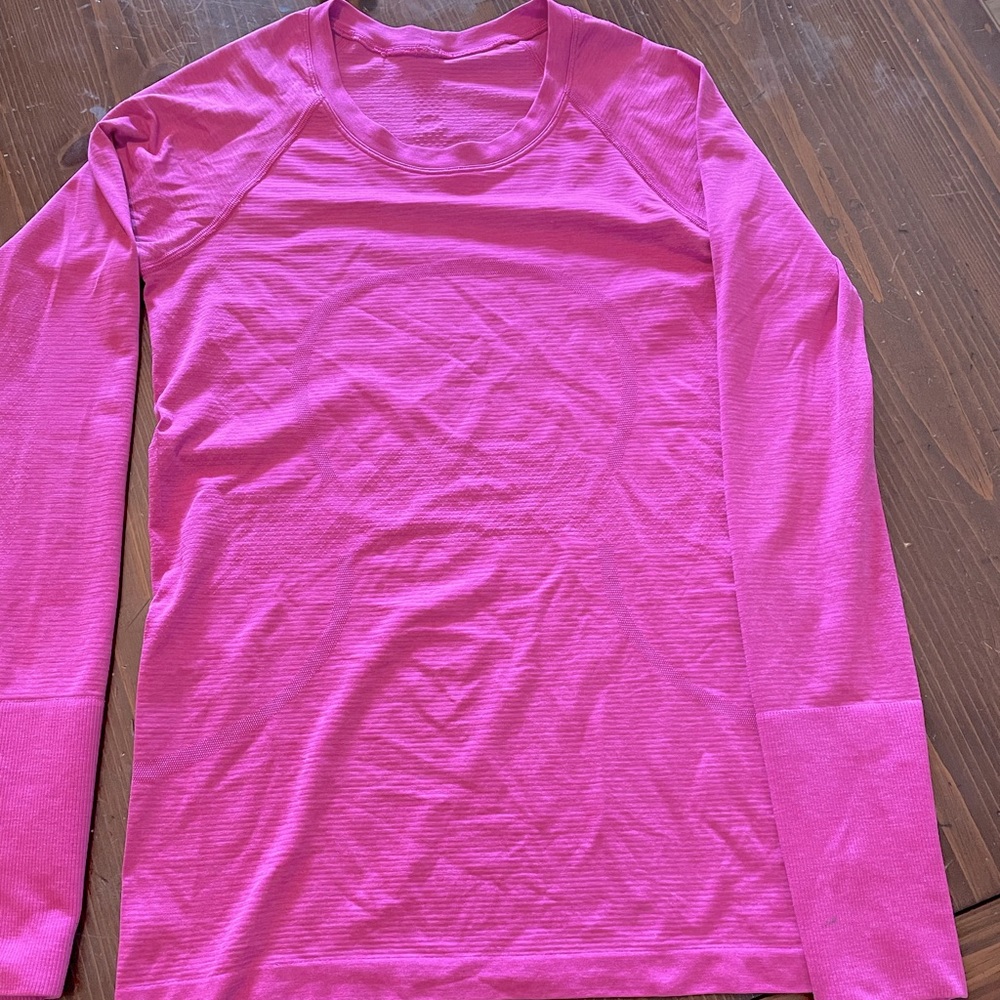 Lululemon Swiftly tee long sleeve size 6